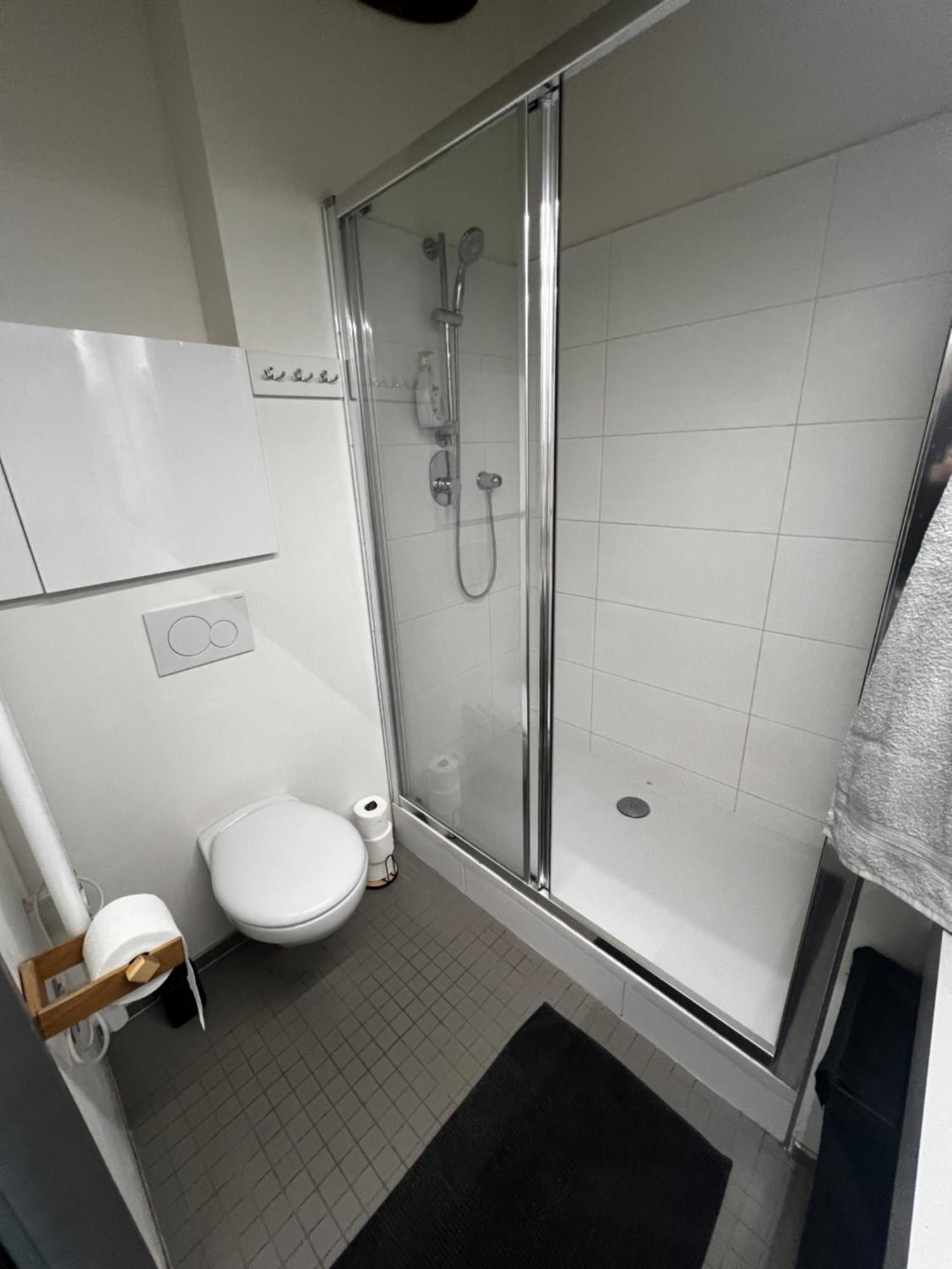 1 Bedroom Loft Apartment ซลีน ภายนอก รูปภาพ